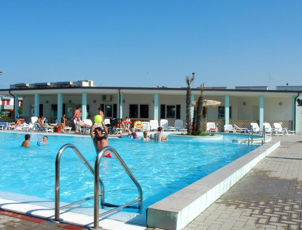 Long Village Privata Inclusa 2*