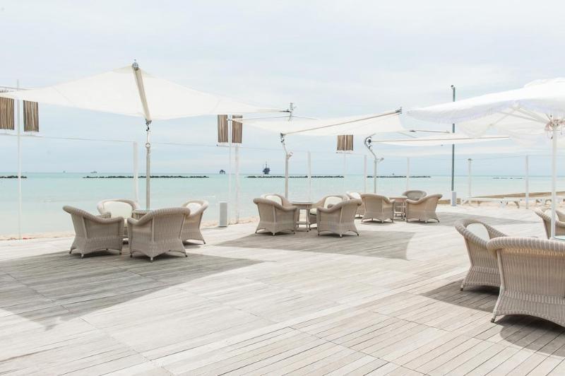 Aparthotel Long Village Privata Inclusa 2*